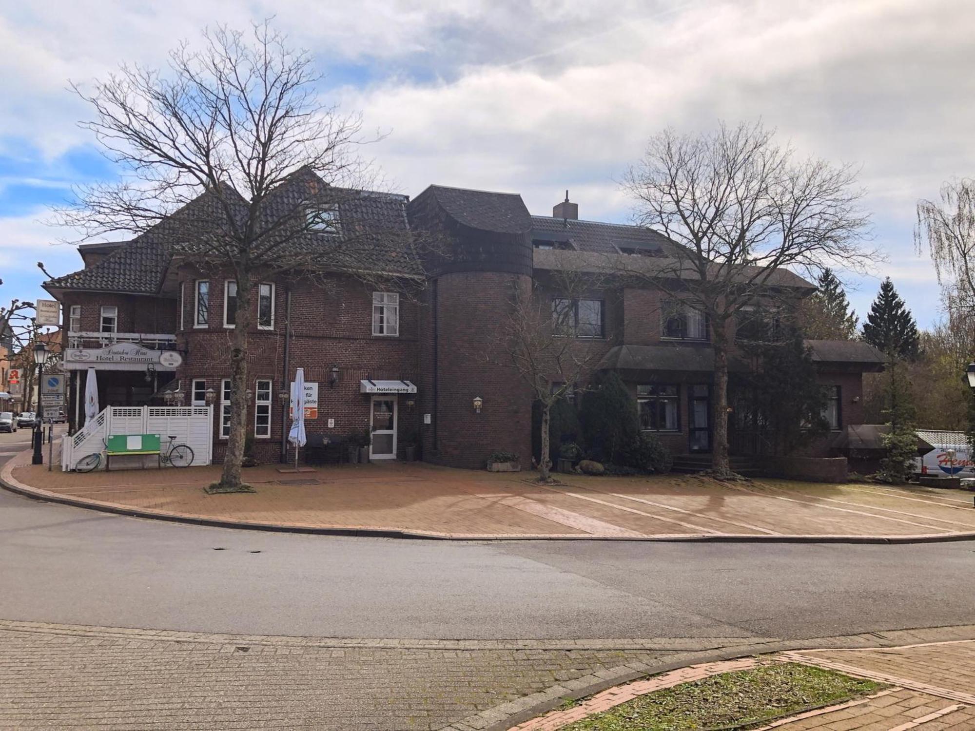 Hotel Deutsches Haus Loningen Екстериор снимка